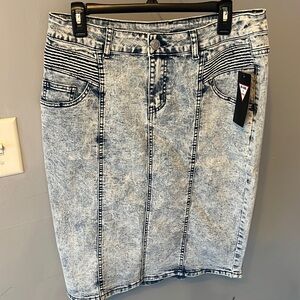 NWT Be-Girl Jean Skirt